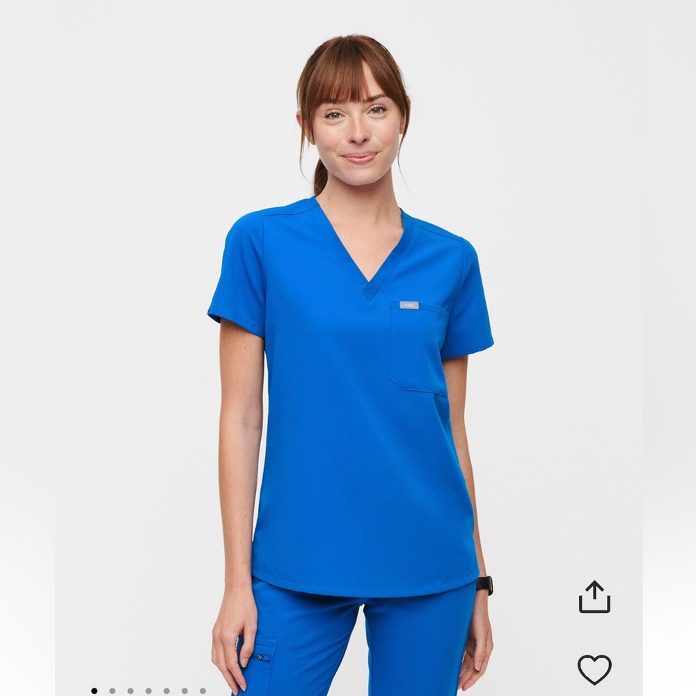 FIGS Catarina One Pocket Scrub Top - Royal Blue S